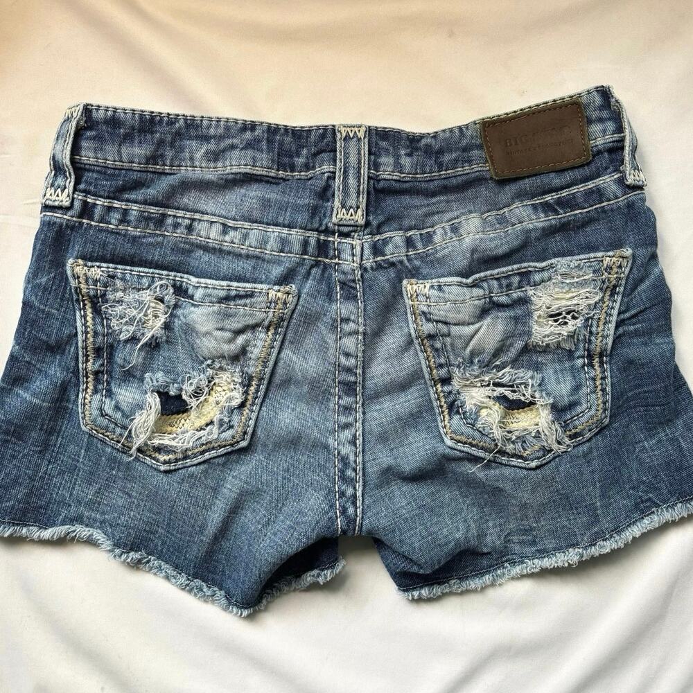 Big Star Distressed Denim Cutoff Shorts Women’s Blue Low Rise Hem Jean Shorts